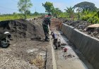 TMMD ke-128 Kodim 0817/Gresik Hadirkan Semangat Gotong Royong di Tengah Pembangunan Irigasi Desa Slempit 